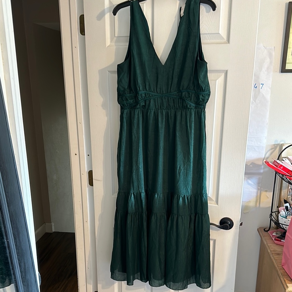 Adelyn Rae Green Pleated Maxi Sundress